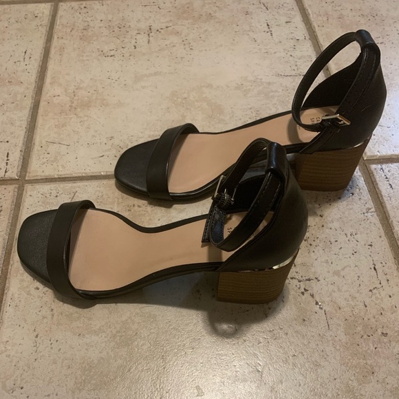 CALL IT SPRING Minimalist Black Ankle Strap Heels Size 6 - Picture 3 of 10